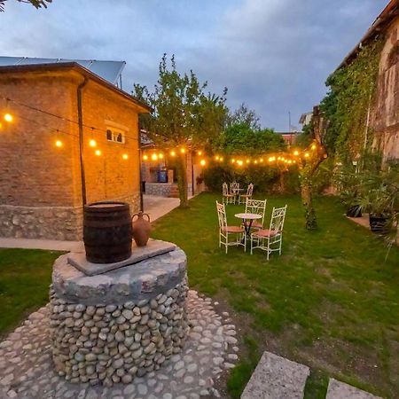 Intown Guesthouse Shkoder Exterior photo