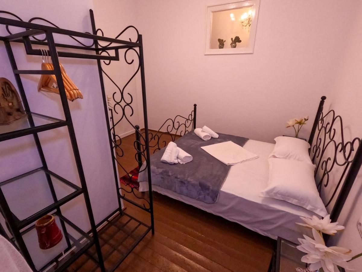 Intown Guesthouse Shkoder Exterior photo