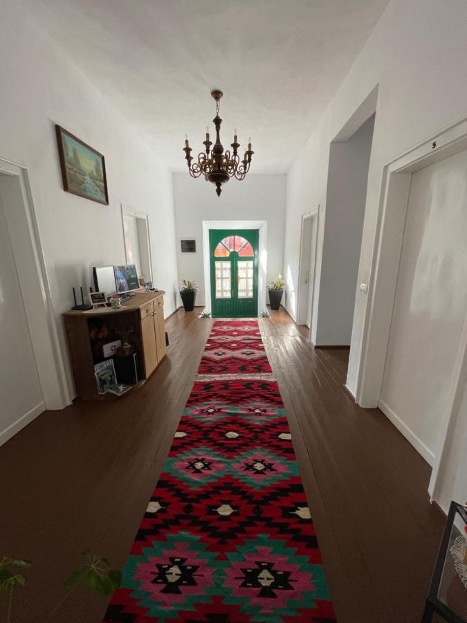 Intown Guesthouse Shkoder Exterior photo